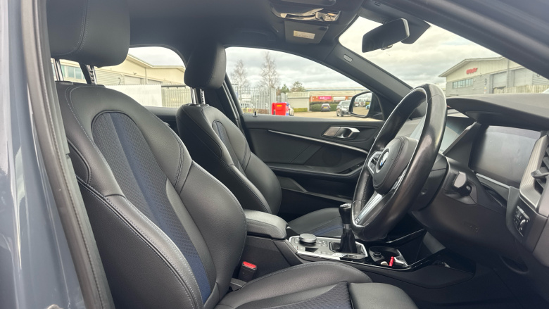 BMW 1 Series 118i [136] M Sport 5dr [Live Cockpit Professional] Petrol Hatchback